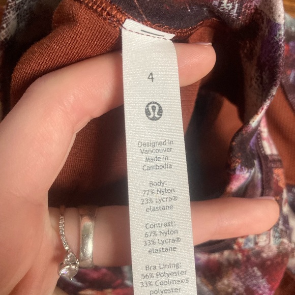 Lululemon Everlux and Mesh Cropped Tank - Picture 9 of 10